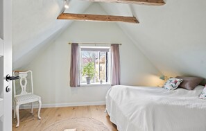 4 bedrooms, free WiFi