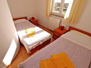 3 多间卧室、WiFi