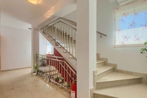 Interior - Holiday apartment with air conditioning (Fažana)