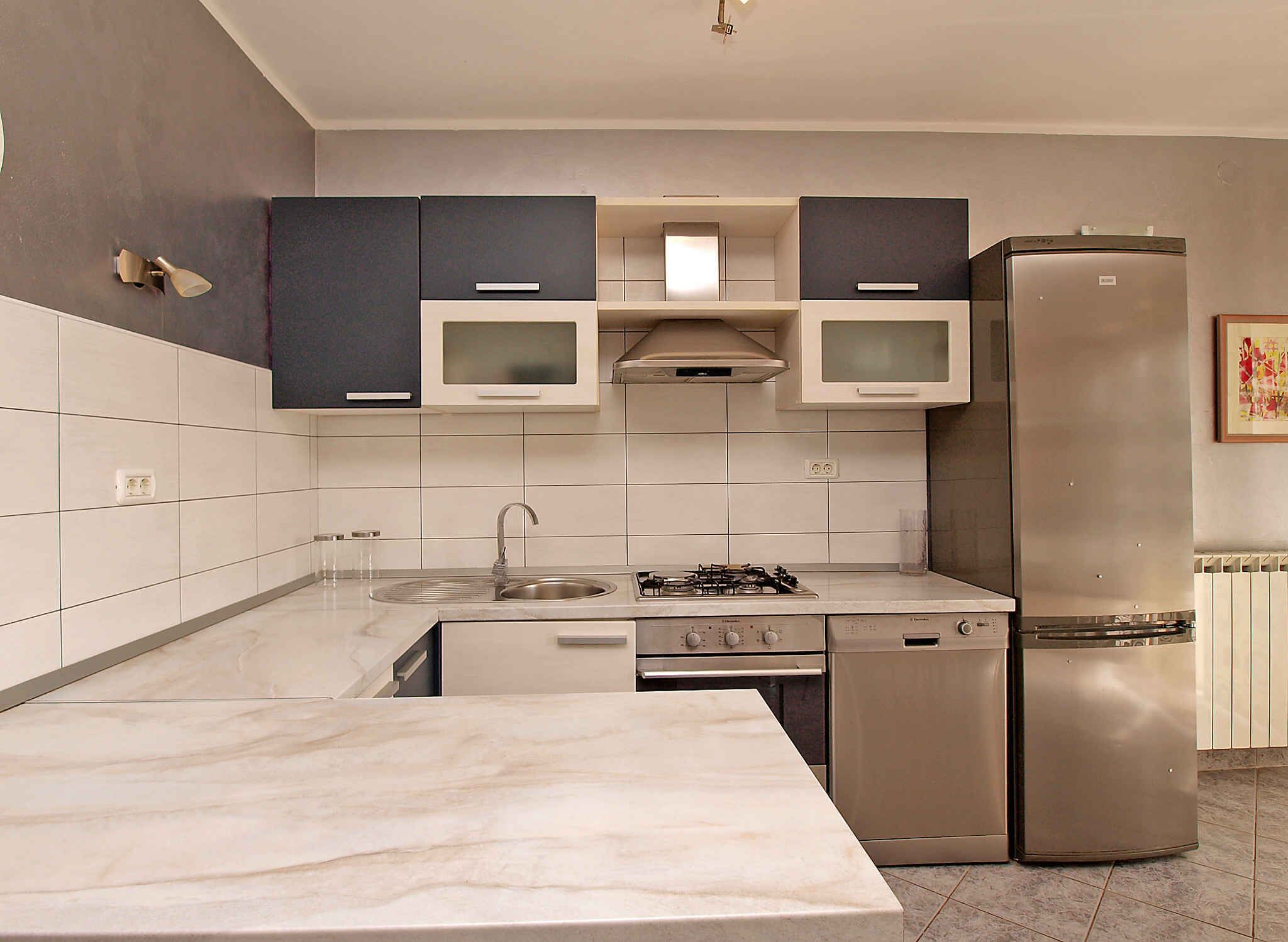 Kühlschrank, Ofen, Herdplatte