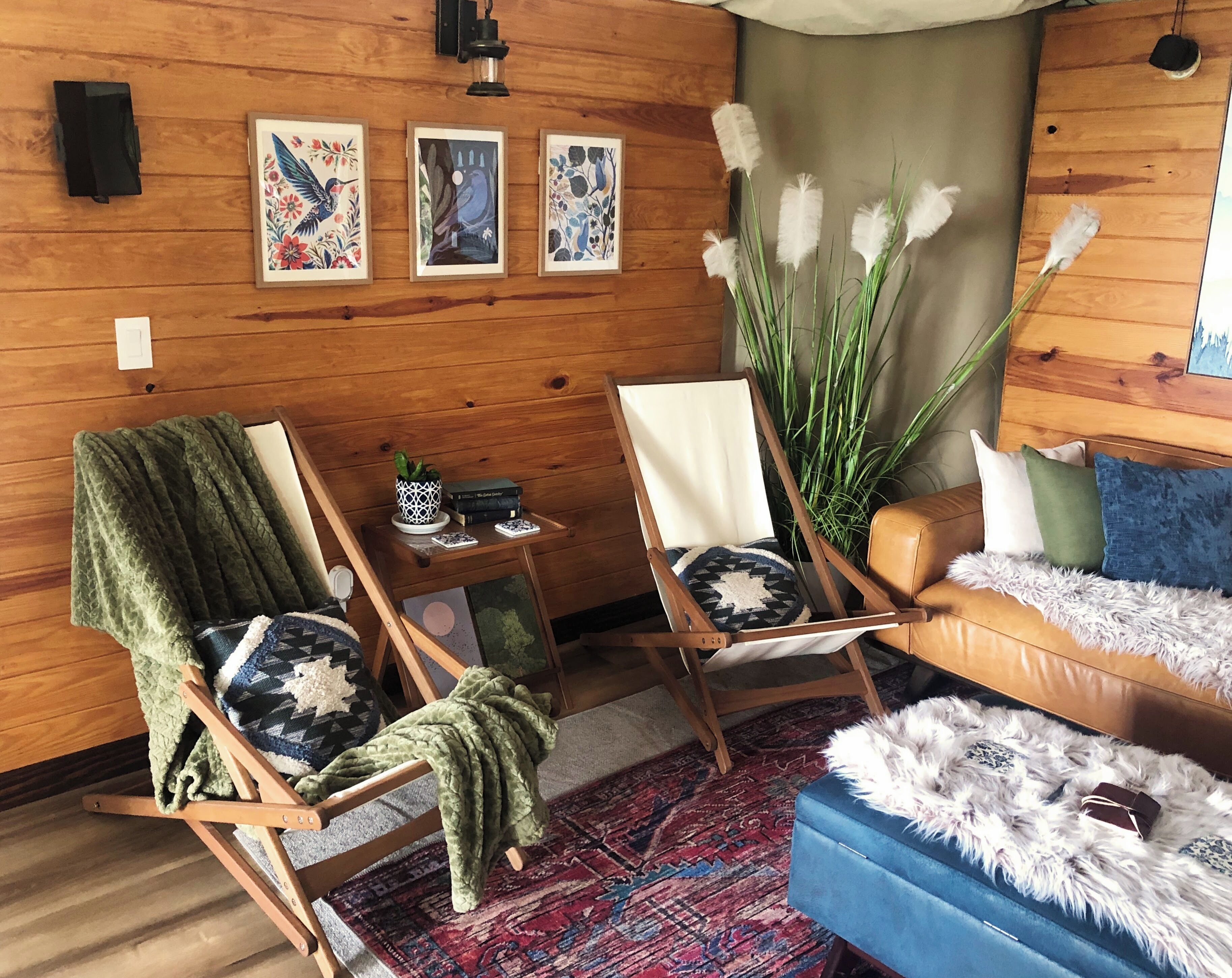 Bluff side retreat: luxury tent w/ spa tub & breathtaking view near savage gulf