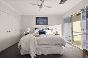 1 Schlafzimmer, Schreibtisch, Bügeleisen/Bügelbrett, kostenloses WLAN