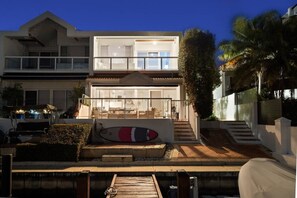 Exterior - Baruna Dock Canal View (Halls Head)