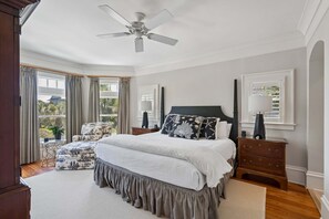 7 bedrooms, iron/ironing board, free WiFi, bed sheets