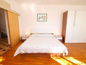 2 bedrooms, WiFi