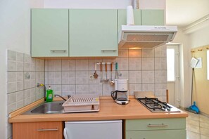 Kühlschrank, Herdplatte