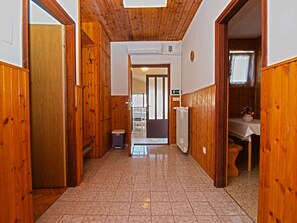 Interior - Holiday apartment with air conditioning and a view of the sea (Štinjan)