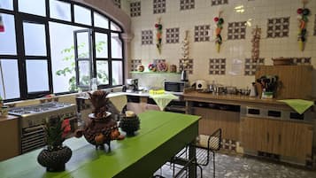 TV Pintar, Netflix, perkhidmatan penstriman, monitor komputer