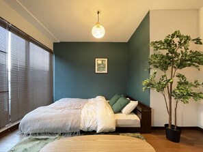 3 soverom, strykejern/-brett, wi-fi og sengetøy