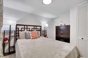 3 多间卧室、办公桌、熨斗/熨衣板、旅行婴儿床