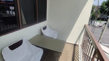 Family House, City View | Living area