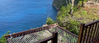 Suwehan Beach Cliff House 