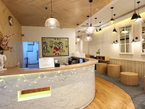 Quầy tiếp tân