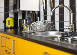 Fridge, microwave, oven, dishwasher