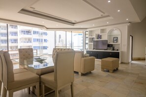 Comfort Apartment, Private Pool, Beach View | Living area - Penthouse con Piscina Privada El Laguito (Cartagena)