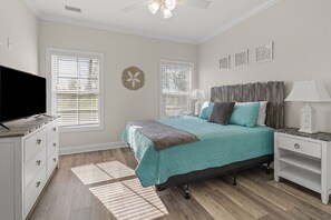 4 quartos, ferros/tábuas de passar roupa, Wi-Fi, roupa de cama