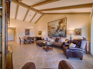 Living area - Monterey County Club Gem, 2 mi from El Paseo!
Near shuttle for Stagecoach/ella (Palm Desert)