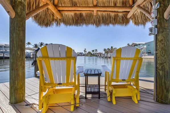 Terrace/patio - Waterfront Paradise in St. James City – 2BR/2BA with Pool, Dock & Tiki Hut (Saint James City)