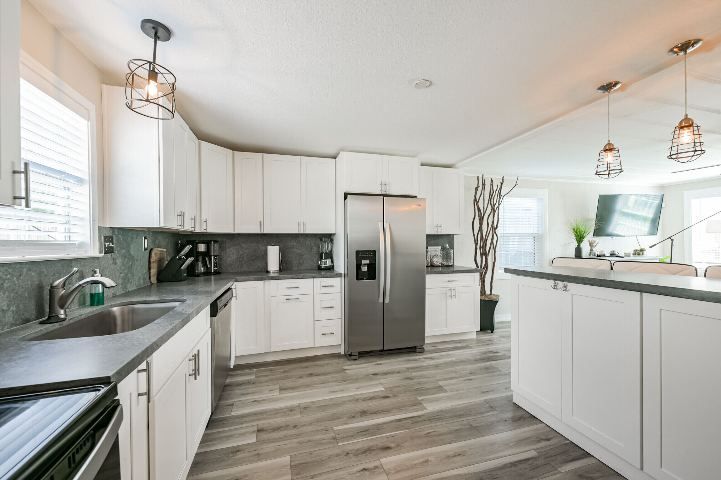 Refrigerador, microondas, horno, placa de cocina