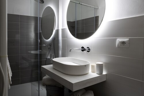 Albergo Diffuso Ginevra Boutique Rooms 