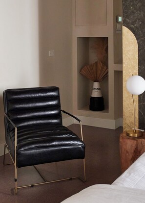 Suite ODISSEO | Free WiFi, bed sheets - Ginevra Boutique Rooms (L'Aquila)