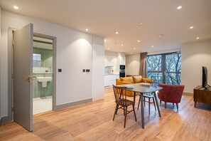 Apartment - Contemporary North London Flat (London)