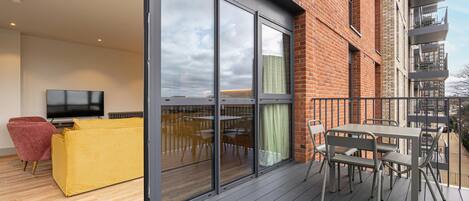 Apartment | 3 bedrooms, Internet