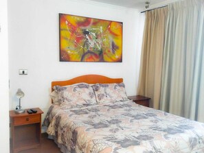 1 bedroom, WiFi, bed sheets