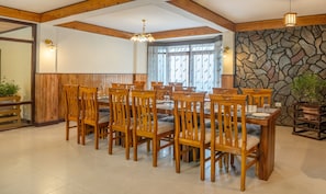 Restaurant - Treebo Eeshan Rodhi Resort, Darjeeling (Darjeeling)