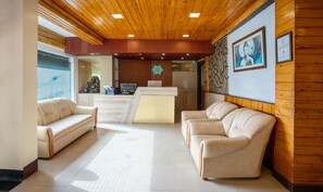 Reception - Treebo Eeshan Rodhi Resort, Darjeeling (Darjeeling)