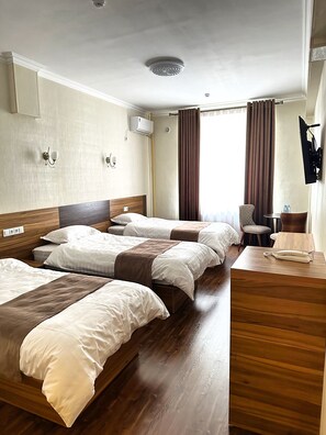Basic Room | Desk, laptop workspace, free WiFi - Colibri Hotel  (Bukhara)