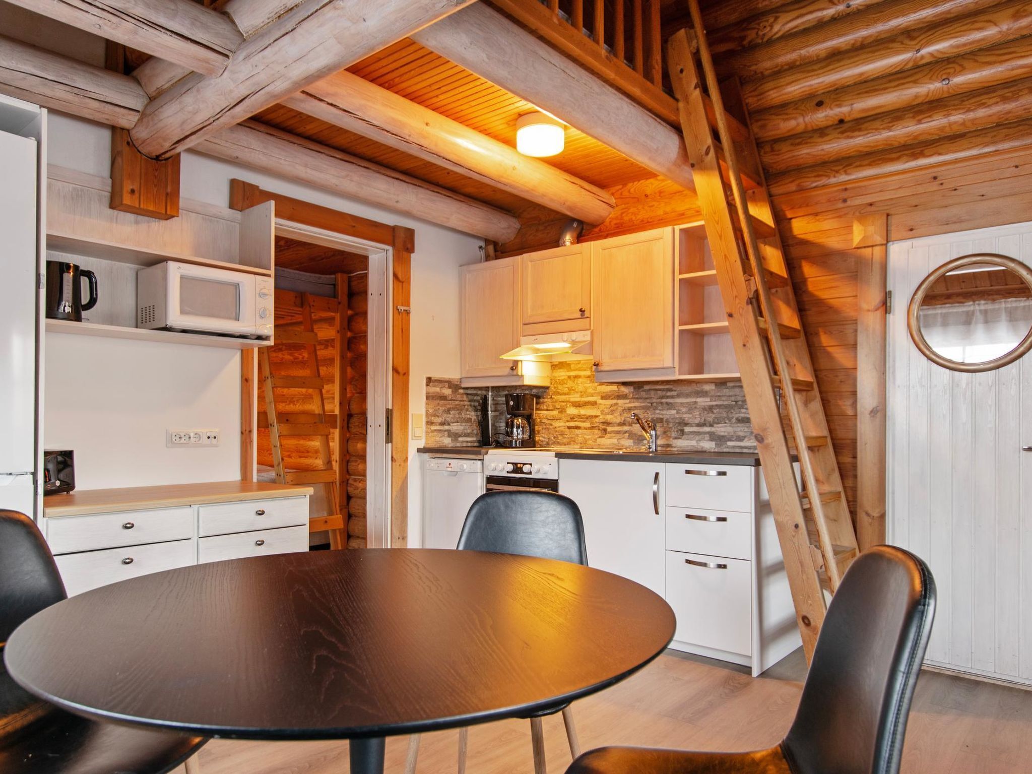 Fridge, microwave, dishwasher, cookware/dishes/utensils