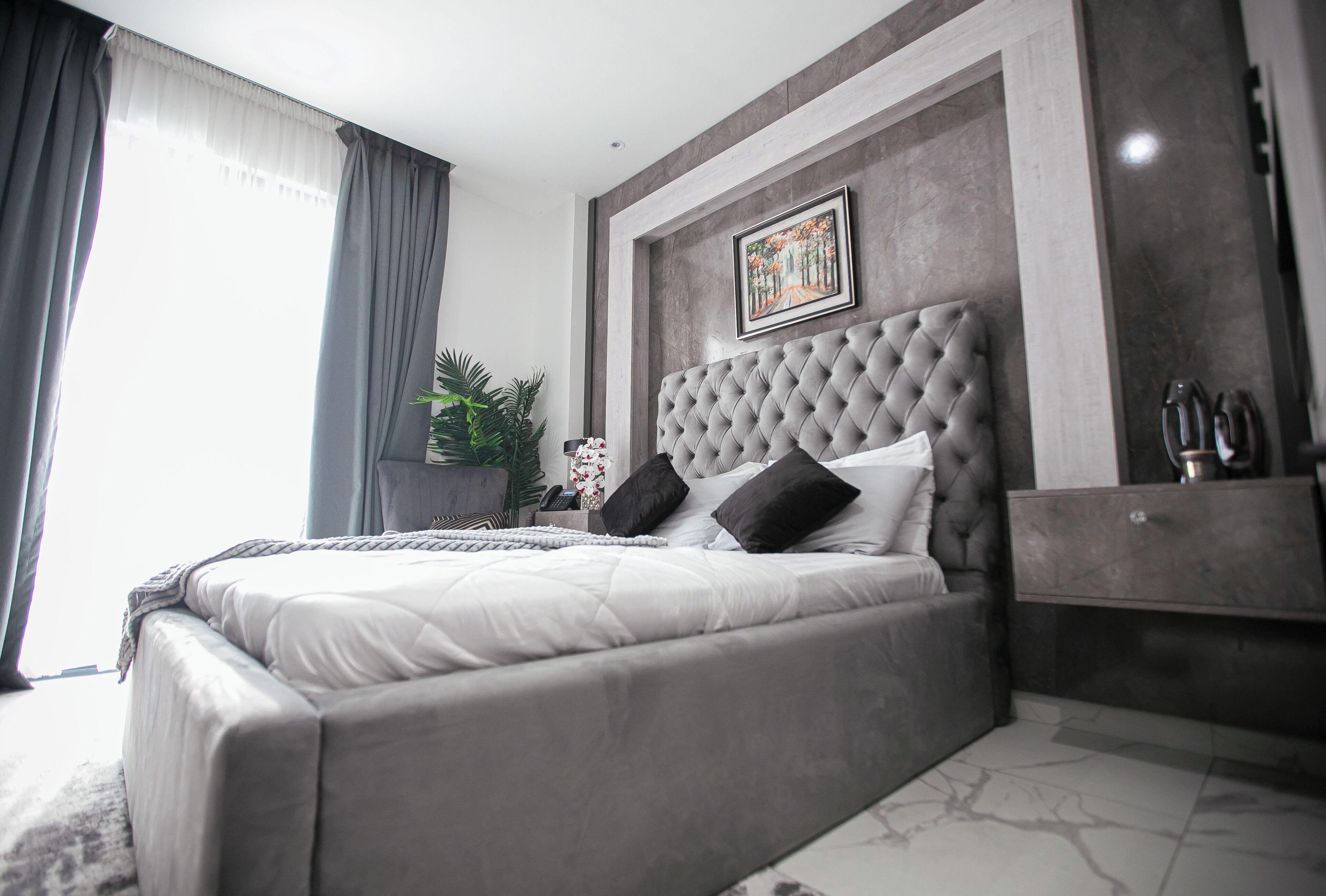 Deluxe Studio | In-room safe, soundproofing, free WiFi