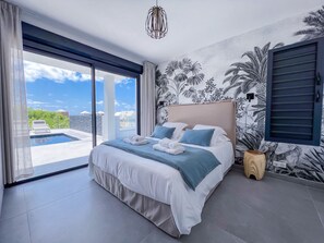 4 bedrooms, in-room safe, iron/ironing board, free WiFi