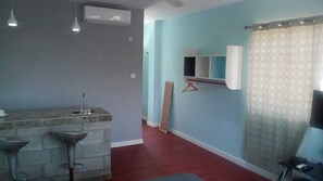Executive Apartment | In-room dining - Beausejour Buena Vista Suite 5 (Gros Islet)