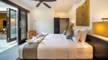 3 bedrooms, in-room safe, desk, iron/ironing board