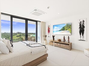 In-room safe, iron/ironing board, free WiFi, bed sheets