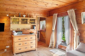Interior - Holiday home 'Grashäusl' with mountain views and private terrace (Grainau)