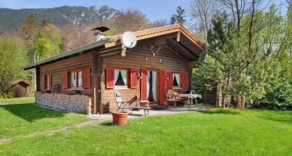Ferienhaus 'Grashäusl' mit Bergblick und privater Terrasse