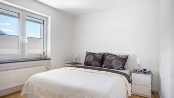 2 bedrooms, free WiFi, bed sheets