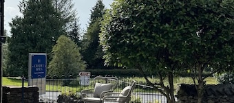 Luxury Apartment | Pet-Friendly, 2xParking, EV