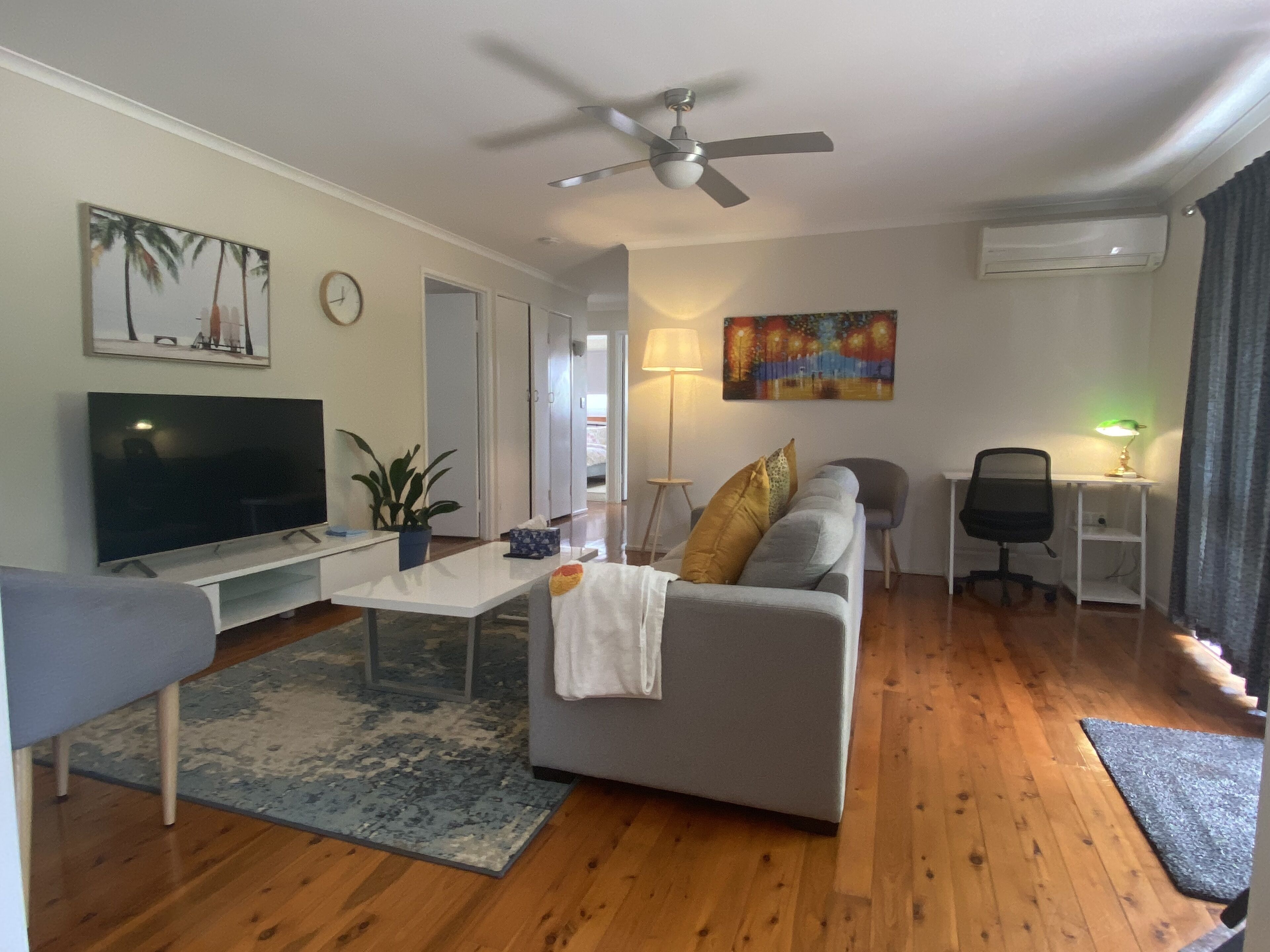 TV connectée, cheminée