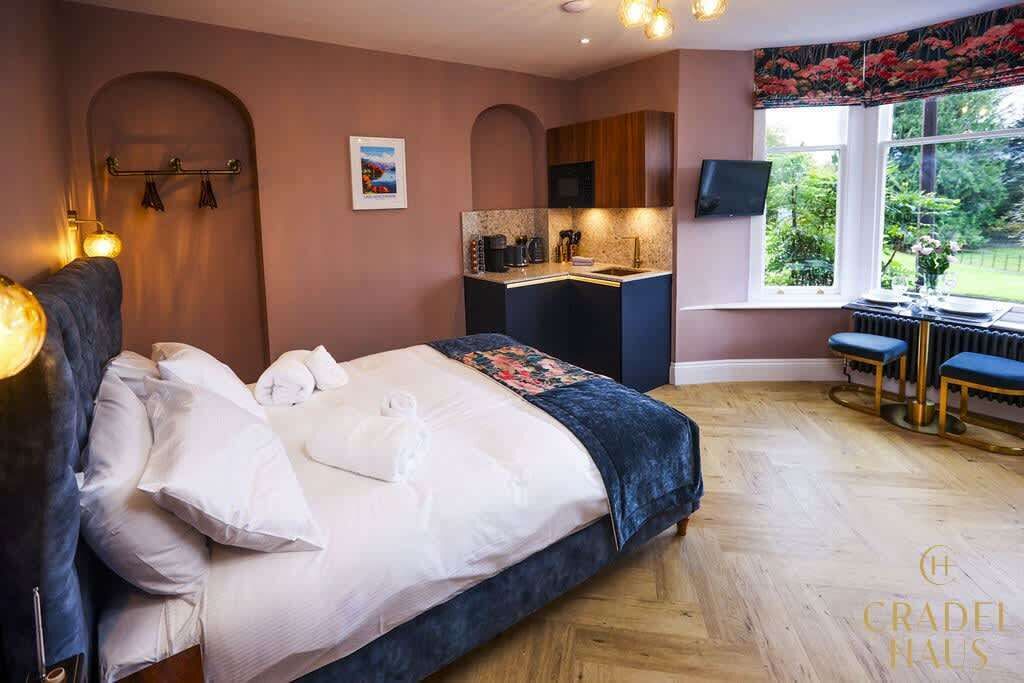 1 slaapkamer, een strijkplank/strijkijzer, reisbedje, wifi