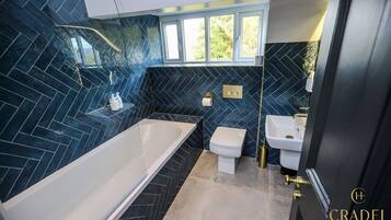 Shower, eco-friendly toiletries, hair dryer