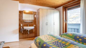 4 Schlafzimmer, Internetzugang