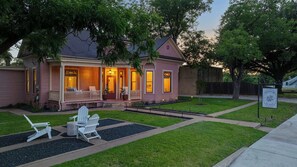 Exterior - Rosewood on Main, Pool, Hot Tub, Firepit! (Fredericksburg)
