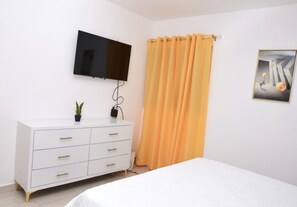 3 bedrooms, WiFi, bed sheets
