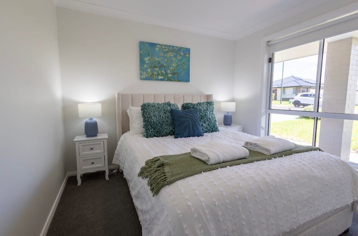 3 habitaciones, tabla de planchar con plancha, cuna de viaje y wifi 