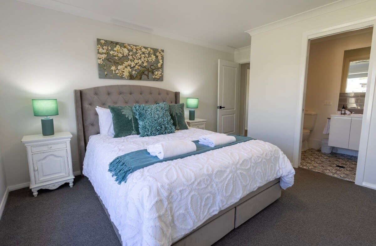 3 bedrooms, iron/ironing board, travel cot, WiFi