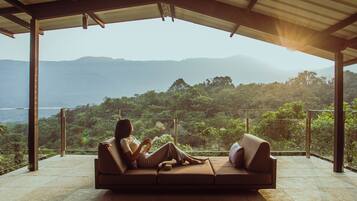 Forest Villa | Terrace/patio